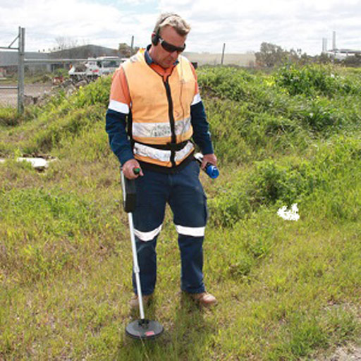 Rhys GPR and Survey GPS in hand